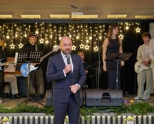 Kolędowanie w IV Liceum Ogólnokształcącym we Wrocławiu