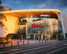 Wizualizacja budynku centrum handlowego Wroclavia z nowym logo międzynarodowej marki Westfield