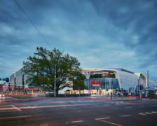 Wizualizacja budynku centrum handlowego Wroclavia z nowym logo międzynarodowej marki Westfield