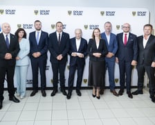 Uczestnicy konferencji prasowej zapowiadającej 35. Forum Ekonomiczne w Karpaczu