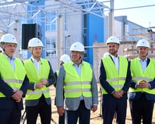 Prezes Lotniczego Dworca Towarowego Wrocław Norbert Kowalczyk, prezes Portu Lotniczego Wrocław Karol Przywara, wiceprezydent Wrocławia Grzegorz Roman, wicemarszałek województwa dolnośląskiego Michał Rado i radny Sejmiku Województwa Dolnośląskiego Adam Jaśnikowski