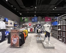 Adidas w centrum handlowym Wrocław Fashion Outlet (dawne Factory) przy ul Granicznej