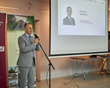 Uczestnicy spotkania z cyklu "Bez  Mikro Nie Ma Makro"w Wiszni Małej.