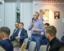 Uczestnicy spotkania z cyklu "Bez  Mikro Nie Ma Makro"w Wiszni Małej.