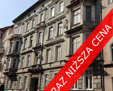<h2>Ulica Michała Bałuckiego 11/6, Stare Miasto. Cena: 585.000 zł</h2>
<p>Lokal mieszkalny składa się z trzech pokoi, kuchni, łazienki z wc oraz przedpokoju. Cena wywoławcza: 585.000 zł</p>
<p>&nbsp;</p>
<ul>
<li>Powierzchnia lokalu: 100,27 m&sup2;</li>
<li>Cena wywoławcza: 585.000 zł</li>
</ul>