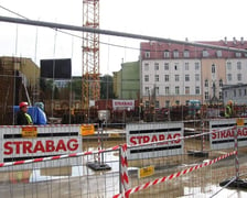 The Bridge Wroclaw Mgallery na Ostrowie Tumskim we Wrocławiu