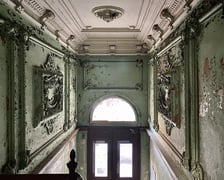 Klatki schodowe i sienie wrocławskich kamienic