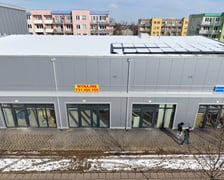 Centrum handlowo-usługowe u zbiegu ulic Wojanowskiej i Arachidowej, 20 lutego 2026 r.