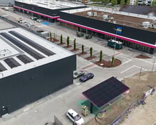 Nowe hale N-Park Maślicka, centrum handlowe po rozbudowie