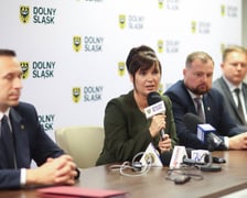 Uczestnicy spotkania firmy Scanway z przedstawicielami samorządu i ARAW.