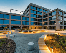 Pierwszy biurowiec na Nowych Żernikach