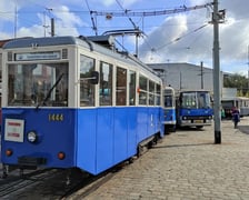 zabytkowe pojazdy w zajezdni Popowice przy ulicy Legnickiej