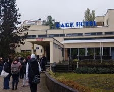<p>Spacer po WuWie z okazji 95-lecia osiedla. Wrocław, październik 2024</p>