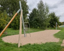 <p>Plac zabaw Średniowieczny Wrocław w parku Tysiąclecia.</p>