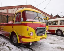 <p>Tramwajowe Mikołajki w zajezdni Popowice, zdjęcie archiwalne.</p>