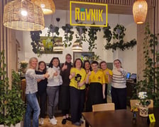 <p>Wizyta studyjna delegacji z Bukaresztu we Wrocławiu w ramach projektu GreenPlace. Wizyta w Cafe R&oacute;wnik.</p>