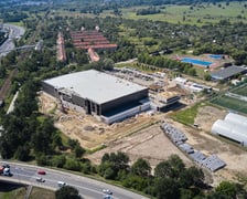 Trwa budowa wielofunkcyjnej hali sportowej na Kłokoczycach