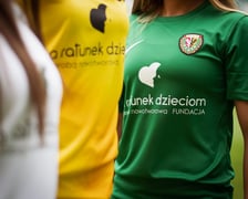 Zawodniczki WKS Śląsk Wrocław zagrają w koszulkach z logotypem Fundacji ?Na Ratunek Dzieciom z Chorobą Nowotworową?