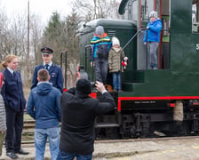 Na zdjęciu widać zabytkowy pociąg