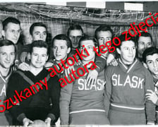 Zawodnicy i sztab sekcji piłki ręcznej WKS Śląsk Wrocław