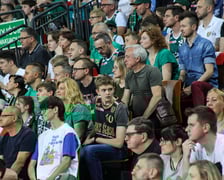 Kibice na meczu Śląsk - Legia w Hali Stulecia
