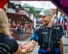 Uczestnicy biegu "3 x Śnieżka = 1 x Mont Blanc"