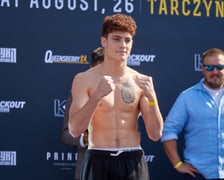 Ceremonia ważenia zawodników przezwieczorem bokserskim na Tarczyński Arena, którego kulminacją będzie walka Usyk - Dubois
