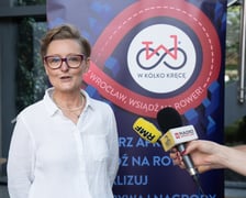 <p>Monika Kozłowska-Święconek, spotkanie o akcji "W k&oacute;łko kręcę" w urzędzie miejskim, 28 września 2023</p>