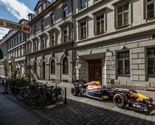 <p>Bolid F1 Red Bulla we Wrocławiu</p>