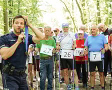 Uczestnicy mistrzostw w joggingu i nordic walking  w parku Zachodnim, 15 czerwca 2024 r.