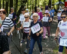 Uczestnicy mistrzostw w joggingu i nordic walking  w parku Zachodnim, 15 czerwca 2024 r.
