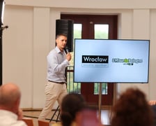 Zdjęcie z konferencji prasowej poświęconej 81. Tour de Pologne (1 sierpnia, Hala Stulecia)