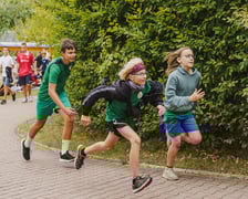 11 września uczniowie na sportowo zainaugurowali rok szkolny 2024/2025. Na Morskim Oku wzięli udział w Mistrzostwach Wrocławia w Indywidualnych Biegach Przełajowych.