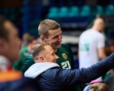 Debiut Adama Waczyńskiego, 9 listopada, hala Orbita