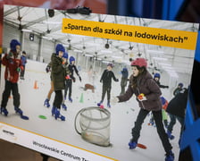 Lekcja WF-u na lodowisku przy Orbicie (15 listopada)