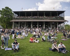 <p>Na zdjęciach początek sezonu na Partynicach</p>