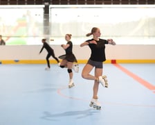 <p>Spartan Skate na torze wrotkarskim przy ul. Jaksonowickiej. Wrocław, 13.09.2025</p>