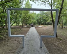 <p>Park Młodych Ekolog&oacute;w przy Alei Kasprowicza we Wrocławiu</p>