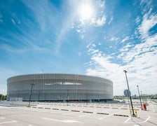 Na parkingu wrocławskiego stadionu pod koniec 2022 roku pojawi się 1240 paneli fotowoltaicznych