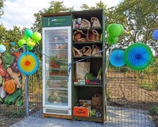 Na Iwinach pod koniec lipca 2022 r. stanęła kolejna jadłodzielnia Foodsharing Wrocław