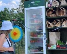 Na Iwinach pod koniec lipca 2022 r. stanęła kolejna jadłodzielnia Foodsharing Wrocław