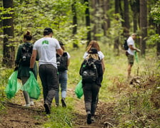 Tak wyglądało zbieranie śmieci przy pomocy aplikacji EcoHike w lasach wokół Sulistrowic w czwartek 9 września