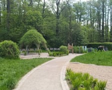 Na Muchoborze Wielkim przy ul. Kunickiego powstaje nowy park kieszonkowy