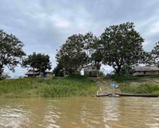 Wioska nad rzeką Javari w amazońskiej dżungli