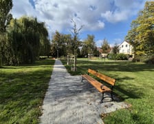 Skwer między ulicami Żernicką a Objazdową na osiedlu Żerniki we Wrocławiu