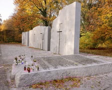 Odnowiony Pomnik Wspólnej Pamięci w parku Grabiszyńskim, 1 listopada 2025