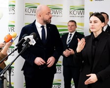 Konferencja prasowa w sprawie Zielonego Klina Południa Wrocławia i podpisania aktu notarialnego przekazującego ziemie Skarbu Państwa samorządowi Wrocławia.