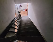 Azyl Ekostraży przy ul. Miłoszyckiej 67 we Wrocławiu pilnie potrzebuje remontu. Pierwszy etap już sie rozpoczął