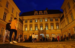 Na zdjęciu Noc Muzeów we Wrocławiu w Pałacu Królewskim