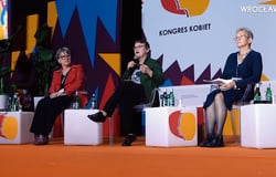 Dla nich liczą się pokój, równość, demokracja i klimat - Kongres Kobiet we Wrocławiu | Wrocław TV